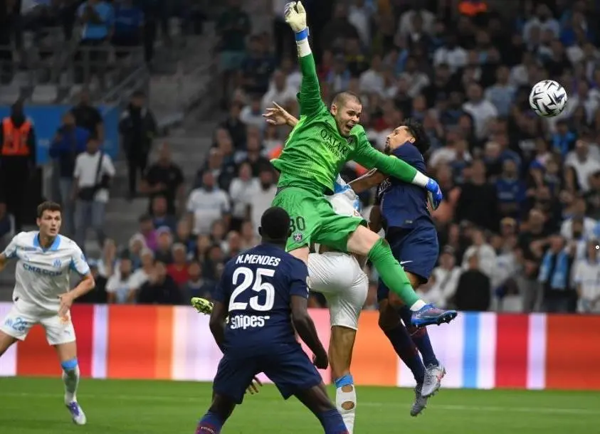 金球之夜大, AA 金球之夜大, AA