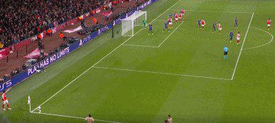 西蒙尼, 埃泽, 罗纳