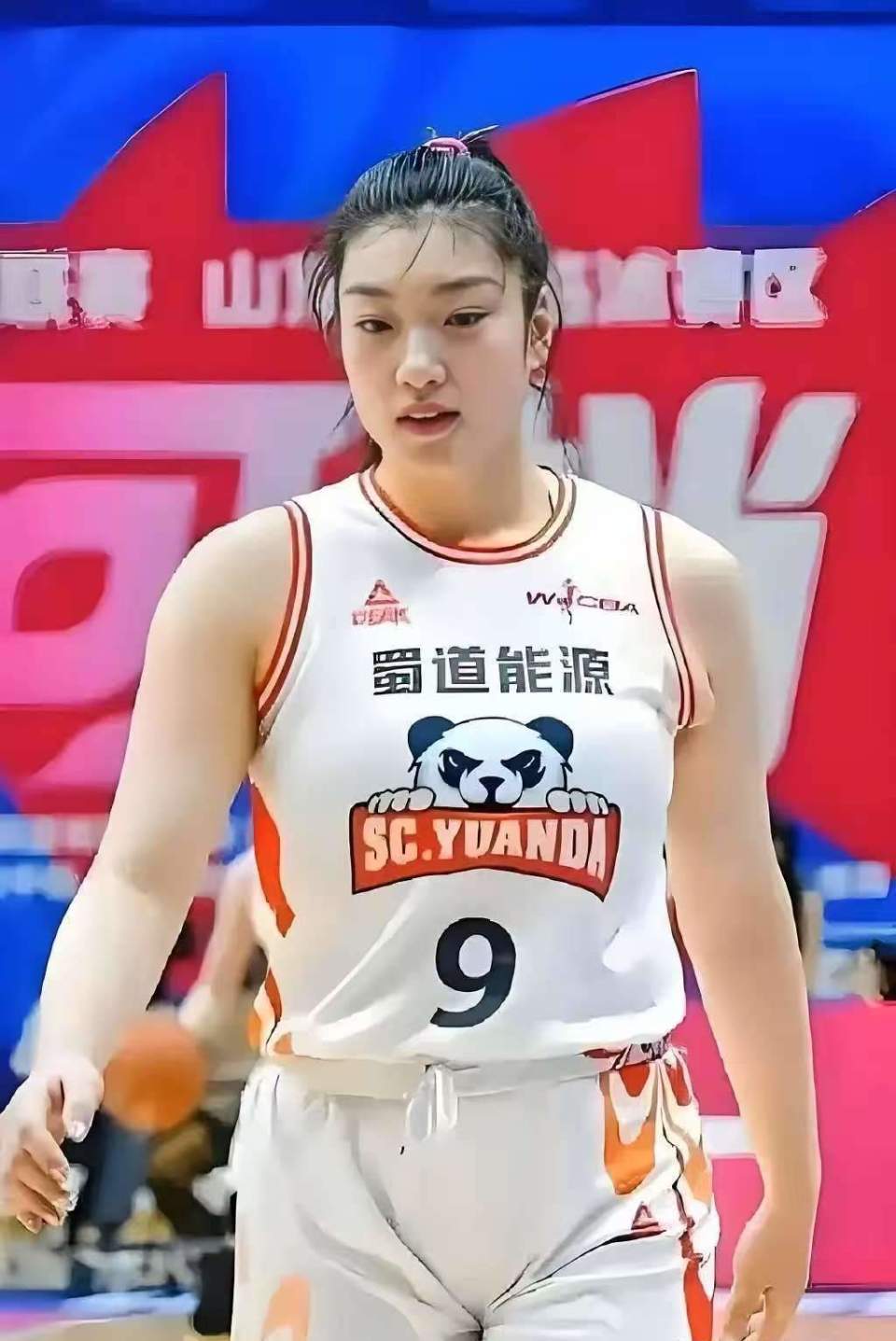 吸引了很多, 层楼, 入国家队