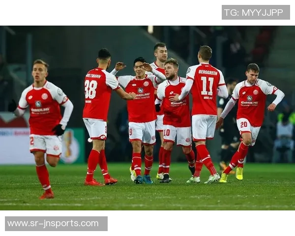 阿森纳与热刺精彩对决詹俊解说全程回顾与分析